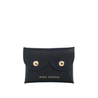 Marie Martens | Curves Collection